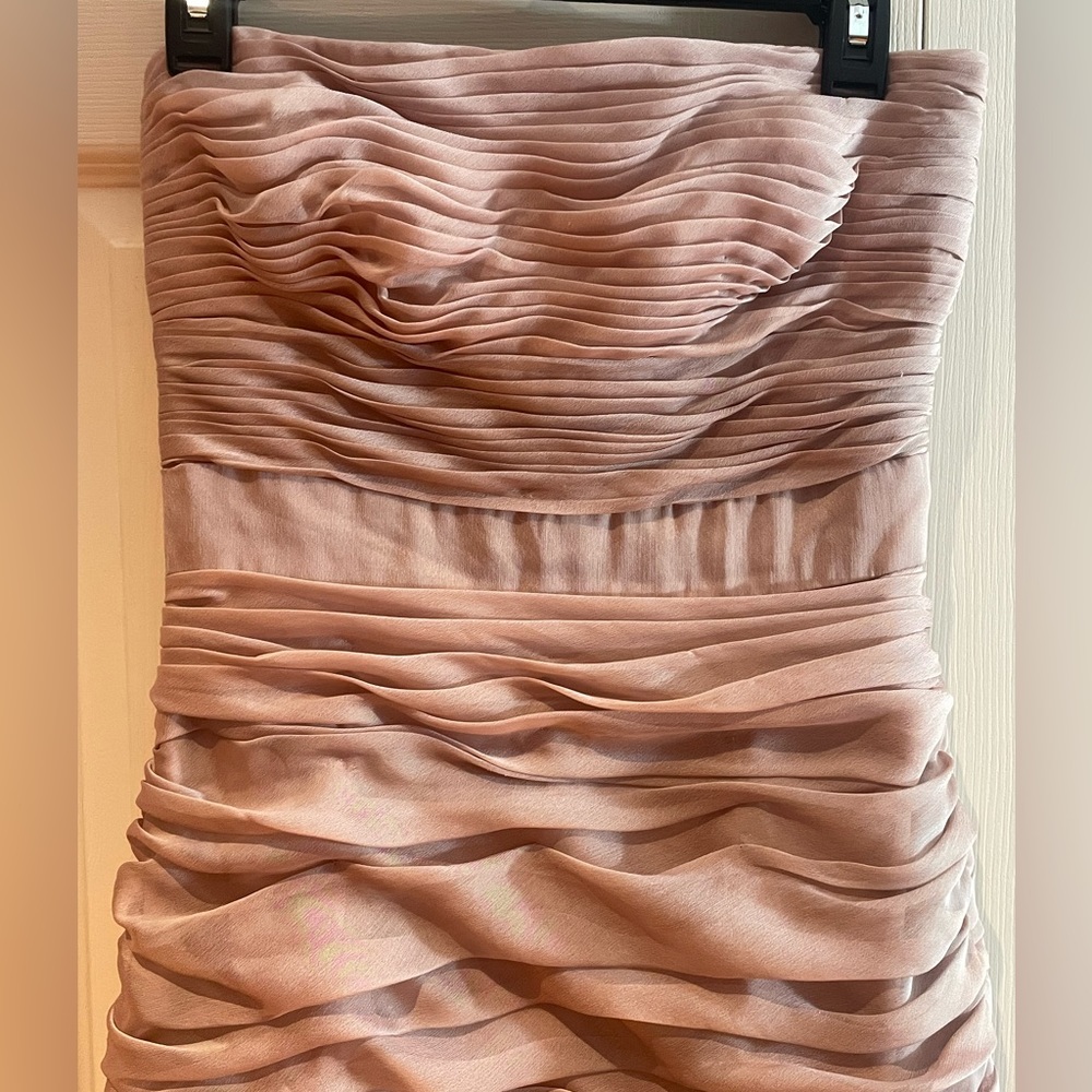 ML Monique Lhuillie Bridesmaids Dress. Dusty Rose Color Size 4 - Picture 4 of 15